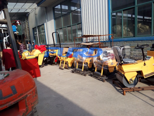 福瑞得機械座駕壓路機，手扶壓路機，小型灌縫機，井蓋切割機及時發(fā)貨