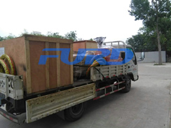 福瑞德機械小型灌縫機，手扶壓路機，灌縫膠及時發(fā)貨