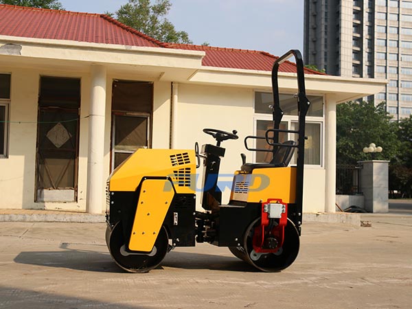 關(guān)于小型壓路機變速箱的保養(yǎng)知識你知道多少？