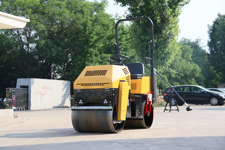 “明星款”小型壓路機(jī)，讓大家的選擇不再“迷路”！